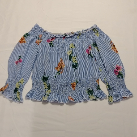 A'gaci Off Shoulder Floral Crop Top - Picture 1 of 7